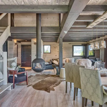Chalet Taina 4 Bedrooms Megeve