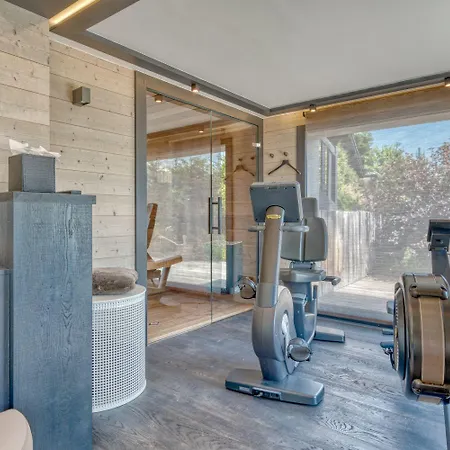 Lodge Chalet Taina 4 Bedrooms *