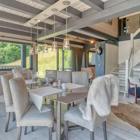 Chalet Taina 4 Bedrooms Lodge *